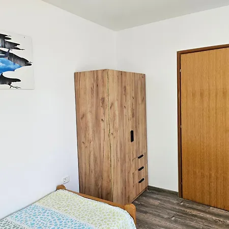 Loborika D&j Пула