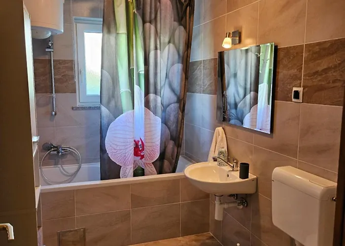 아파트 Loborika D&j 풀라