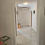 Loborika D&j Apartman *